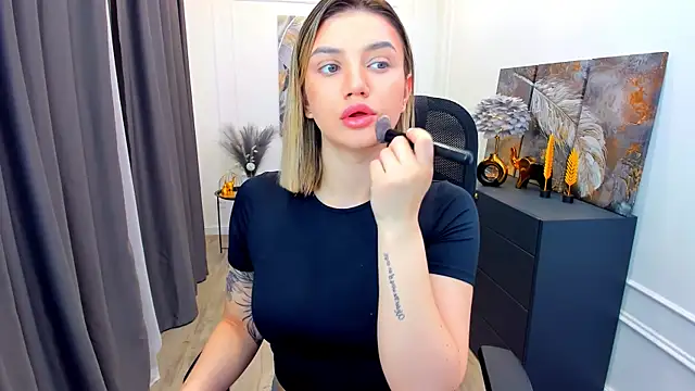 SelenaeMoore online show from March 25, 3:45 am