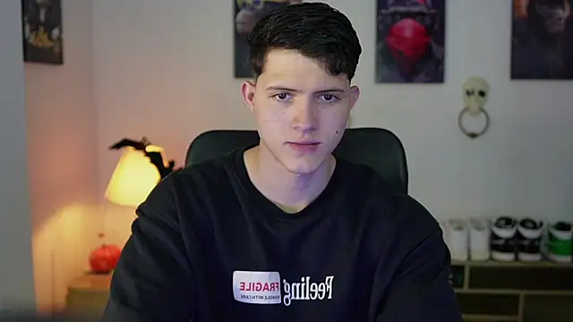 Hazzan Velez online show from November 7, 1:16 am