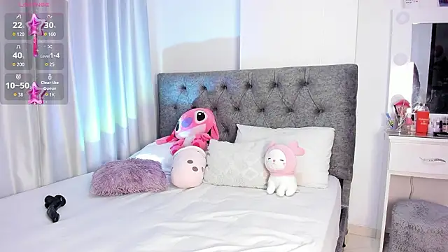 abbyfoxx  online show from February 3, 10:26 pm