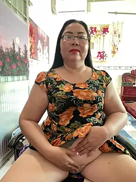 NDith online show from April 17, 11:41 pm