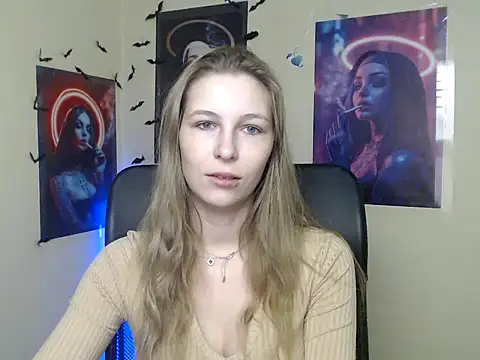 StrangerGi online show from May 26, 5:58 am