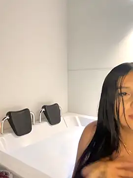 Alice nt online show from October 29, 1:08 am