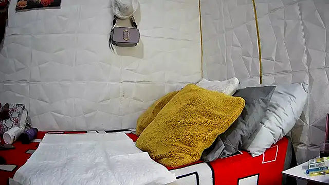 Mendoza Amaranata online show from February 9, 4:16 am