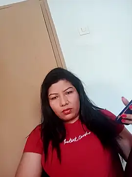 Snapshot of katymojadit chatting on January 18, 3:49 pm katymojadit online show from January 18, 3:49 pm