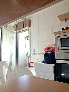 Snapshot of katymojadit chatting on November 28, 9:12 am katymojadit online show from November 28, 9:12 am