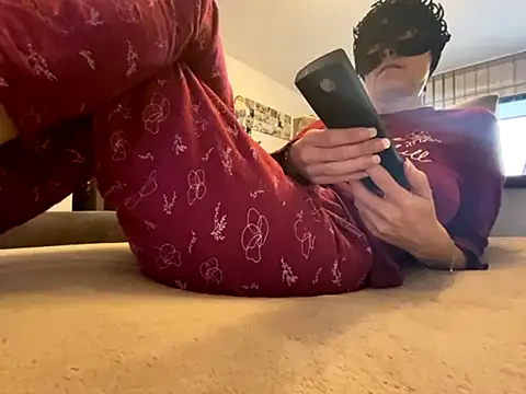 Marilou1983 online show from December 19, 8:43 am