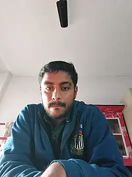 Snapshot of lm12334 chatting on January 11, 9:36 am lm12334 online show from January 11, 9:36 am