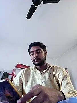 Snapshot of lm12334 chatting on February 14, 5:04 am lm12334 online show from February 14, 5:04 am