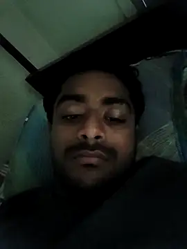 Snapshot of lm12334 chatting on April 12, 9:47 am lm12334 online show from April 12, 9:47 am