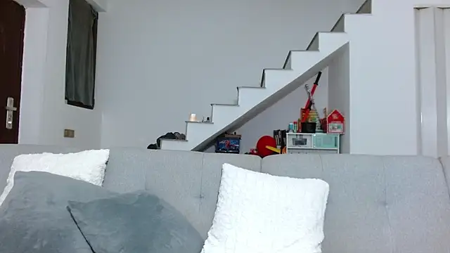 Gabrielaaxxx online show from February 28, 10:06 pm