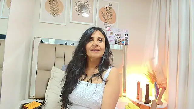 Snapshot of _Marcela__ chatting on July 3, 11:38 am Marcela online show from July 3, 11:38 am