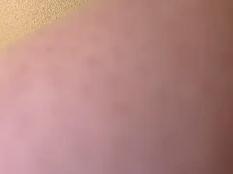 ImCarolinaCutiexxx online show from August 1, 12:04 pm