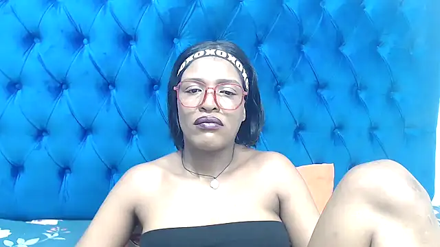 SpicyQueenxxxx online show from April 18, 7:58 pm