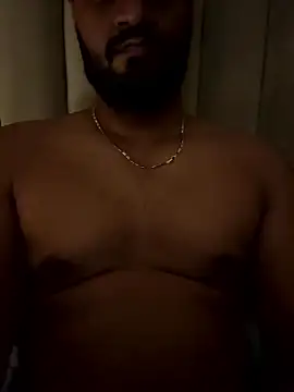 Snapshot of shrreyyyy chatting on January 9, 6:10 pm shrreyyyy online show from January 9, 6:10 pm