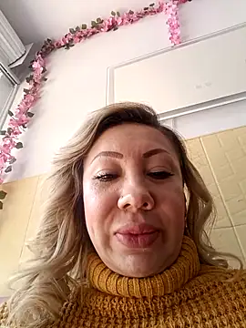 coral smitth online show from February 27, 6:08 pm