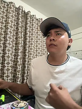 Parejasumisa27 online show from June 19, 4:50 am