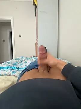 Snapshot of eglence-bebegim chatting on January 20, 2:14 pm eglence-bebegim online show from January 20, 2:14 pm