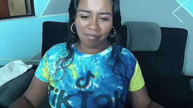 saggil23 online show from September 26, 8:51 am