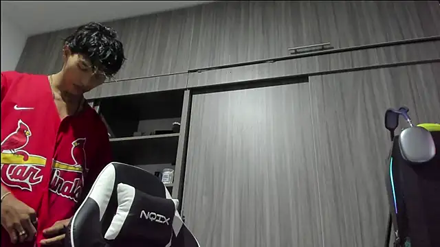 TommyGun 22 online show from April 23, 12:12 am