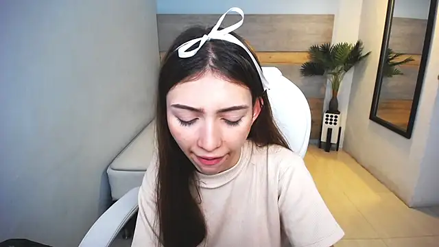 Snapshot of liseth_fox chatting on December 9, 8:12 pm liseth fox online show from December 9, 8:12 pm