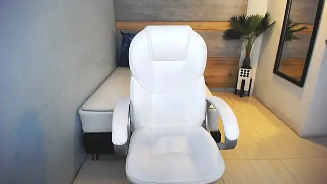 Snapshot of liseth_fox chatting on December 10, 2:16 am liseth fox online show from December 10, 2:16 am