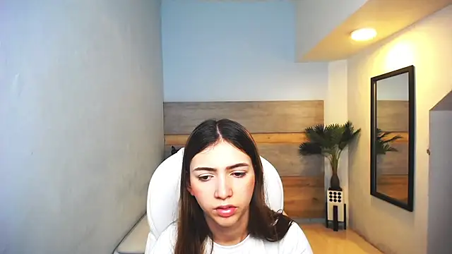 Snapshot of liseth_fox chatting on December 20, 7:07 pm liseth fox online show from December 20, 7:07 pm