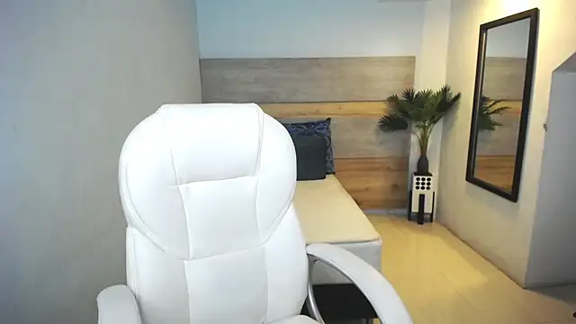 Snapshot of liseth_fox chatting on January 13, 7:53 pm liseth fox online show from January 13, 7:53 pm