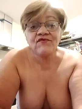 Madrastrahot69 online show from March 10, 9:09 pm