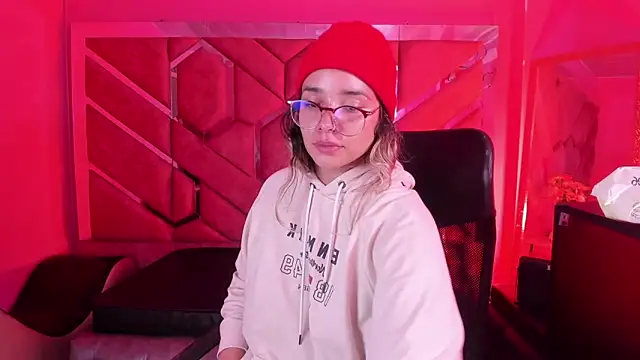 Olivia Fox69 online show from February 17, 4:20 am