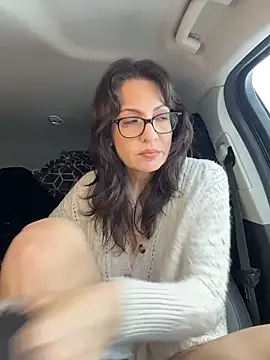 BeautifulMesss online show from March 7, 4:59 pm