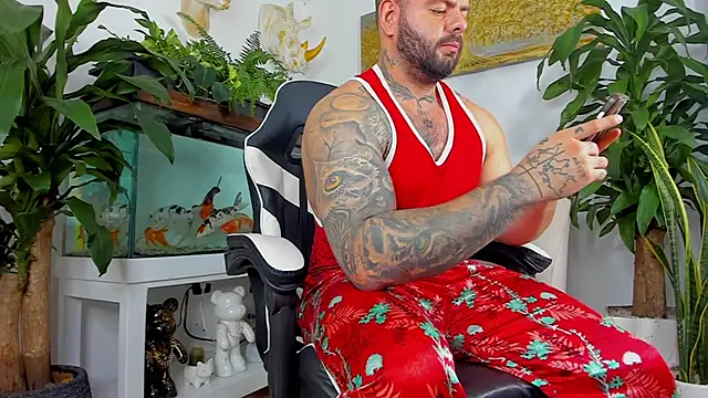 Johnnygrayson1 online show from April 18, 3:16 pm