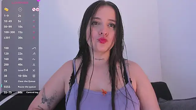 Snapshot of Sabrina_Lennox chatting on May 30, 6:27 pm Sabrina Lennox online show from May 30, 6:27 pm
