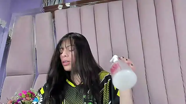 Sasha Petitte online show from December 21, 3:57 am