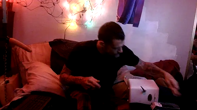 TheOneYouLove69 online show from March 20, 12:48 am