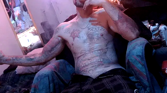 TheOneYouLove69 online show from March 29, 9:04 pm