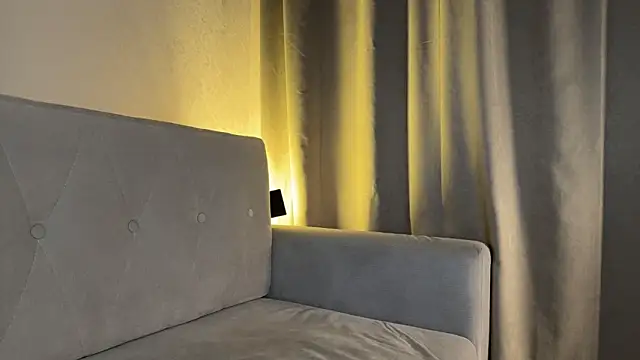 weshycouple online show from March 21, 7:06 pm