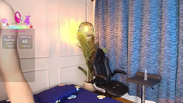 luandy online show from November 24, 7:24 pm