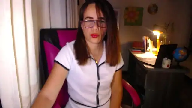 danielle rose 1 online show from May 23, 3:27 pm