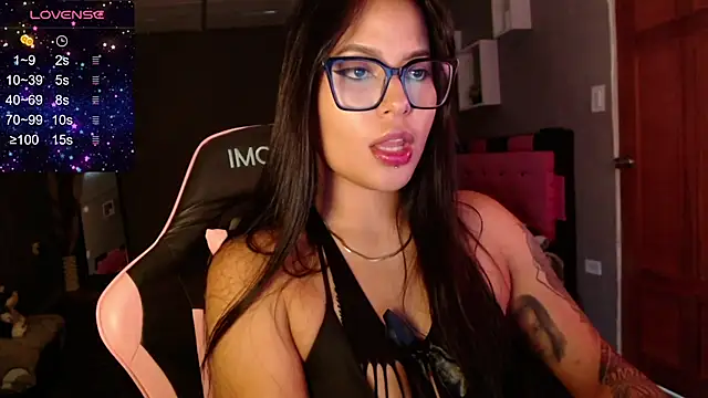 Snapshot of alexa_kei chatting on February 13, 6:48 pm alexa kei online show from February 13, 6:48 pm