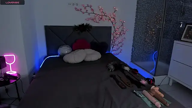 CassieEvans online show from January 9, 6:27 am