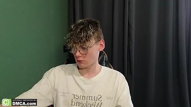 Keytaro online show from February 11, 11:26 am