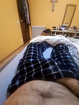 Snapshot of Escondido52 chatting on December 14, 12:55 am Escondido52 online show from December 14, 12:55 am