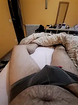 Snapshot of Escondido52 chatting on February 5, 11:06 pm Escondido52 online show from February 5, 11:06 pm