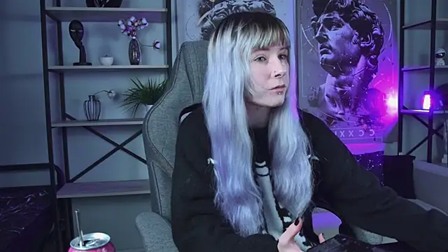 LexiWenford online show from March 18, 2:58 am