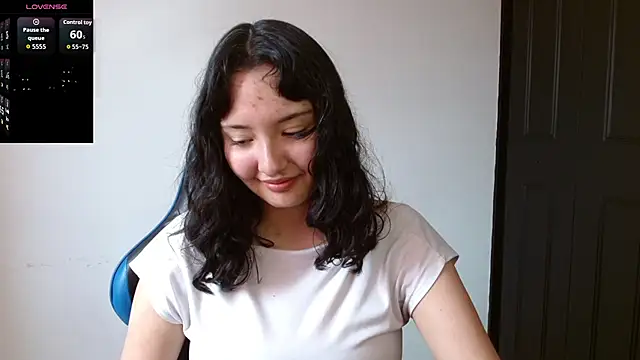 alexaa08 online show from June 26, 4:00 pm