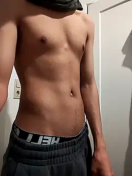 Dennis 2024 online show from February 27, 2:06 pm