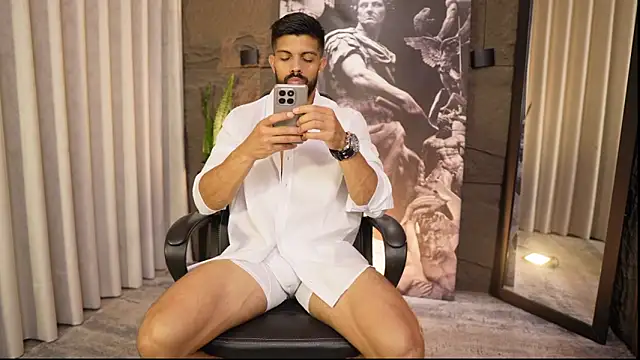 DannSaenz online show from March 7, 3:09 pm