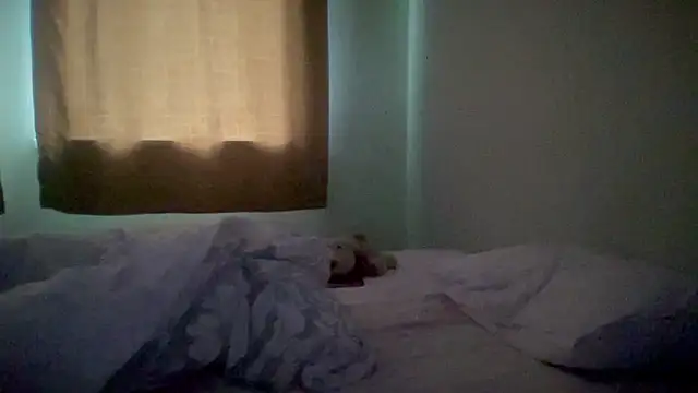 Diamond Tyler online show from March 28, 3:17 am