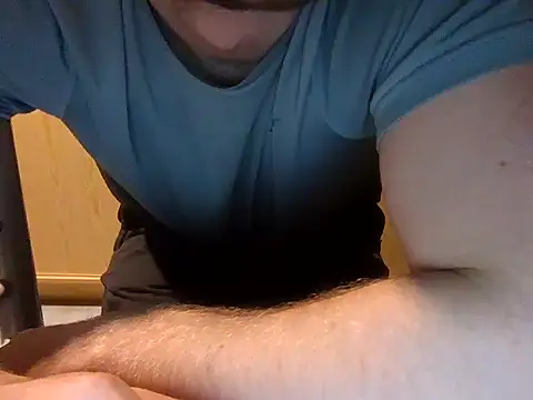 Snapshot of rugbyboy22 chatting on November 14, 7:12 pm rugbyboy22 online show from November 14, 7:12 pm