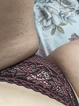 juhpimentinhaAs online show from July 26, 7:32 pm